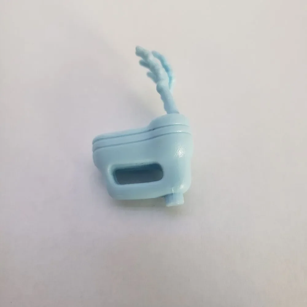 Monster High Doll Vampire Family Kitchen Play Set Blue Hand Mixer Skeleton